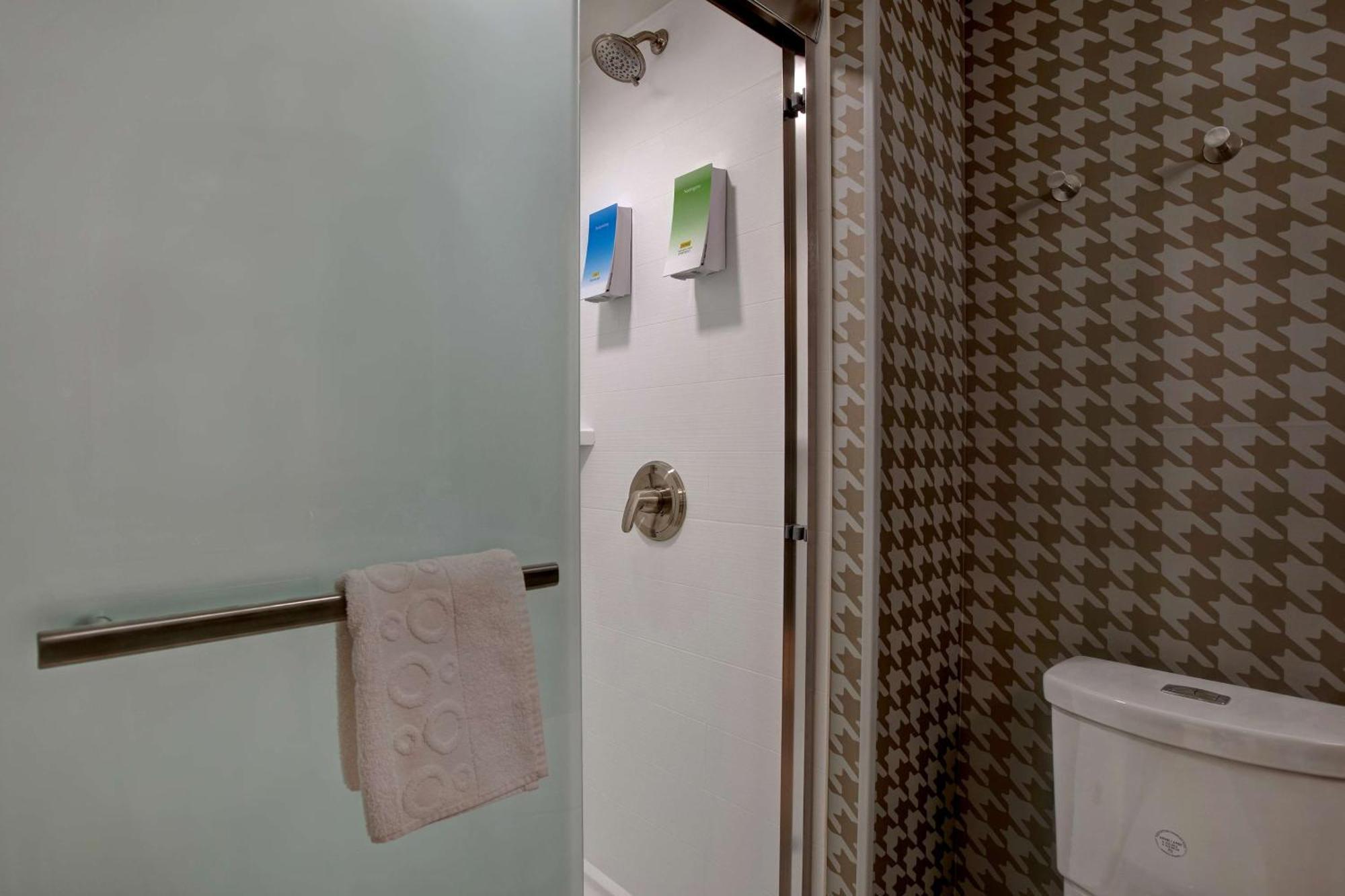 Home2 Suites By Hilton Lexington Hamburg Extérieur photo